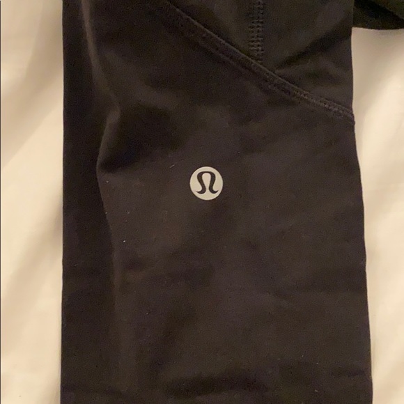 Lululemon warm weather running leggings - Picture 3 of 3